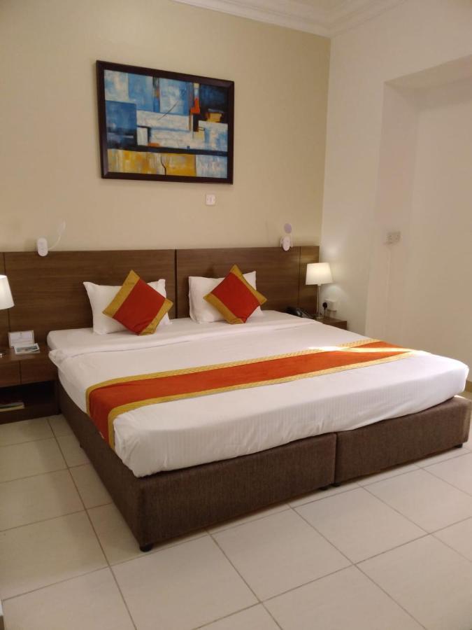 La Hotel 2*