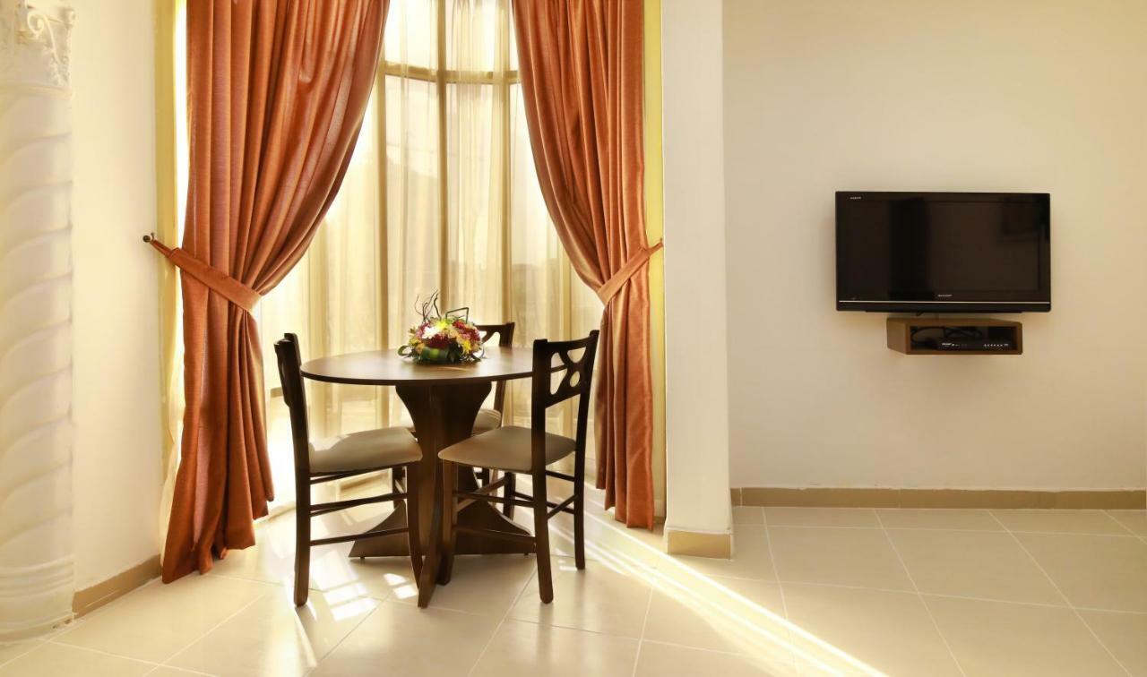 Hotel La 2*